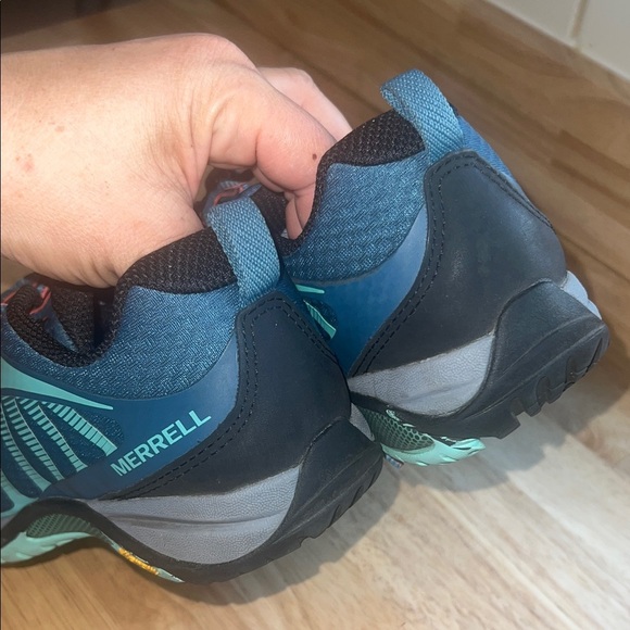Merrell Women's Teal and Black Athletic Shoes - Picture 3 of 5